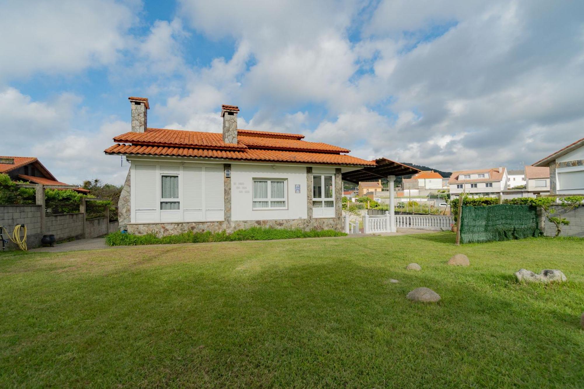 Chalet Areo Do Rio - Playa De Razo Bagian luar foto